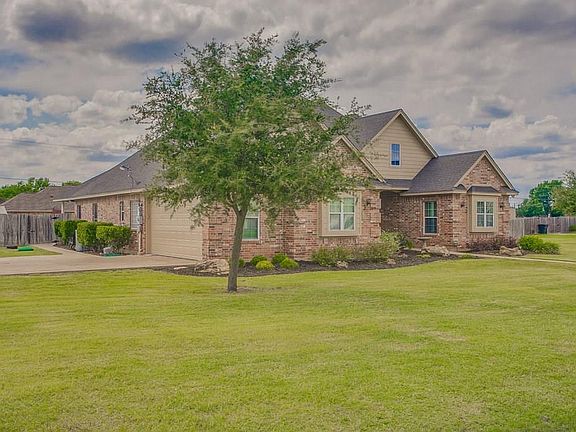 4th image of 1094 E Sharpshire Dr