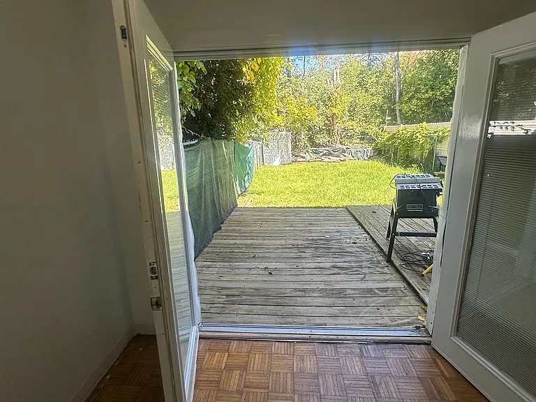 6 Whitman Ct — Photo 14