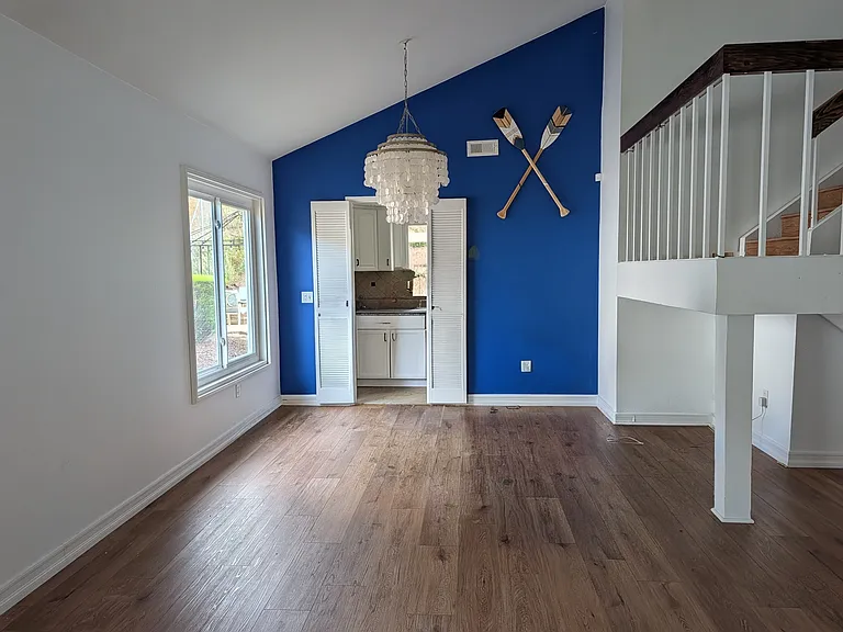 14686 Wye St — Photo 5
