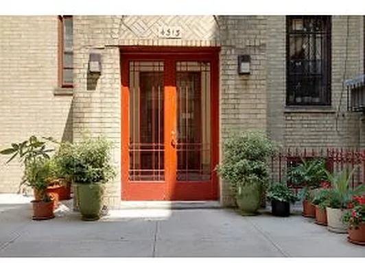 Sold by Coldwell Banker Reliable Real Estate | media 8