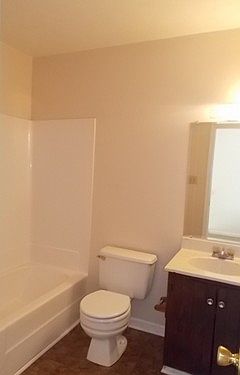 5th image of 21 Roffman Pl