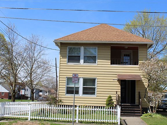 2nd image of 25 Jackson St