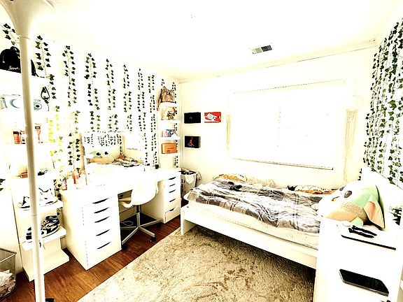 5th image of 3005 Rusch Pl