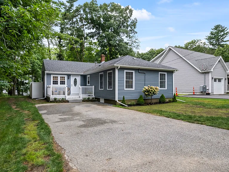 247 Berwick Rd — Photo 27
