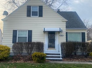 424 E 274th St, Euclid, OH