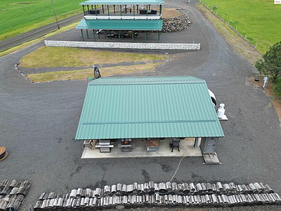 4th image of 121 Johnston Rd