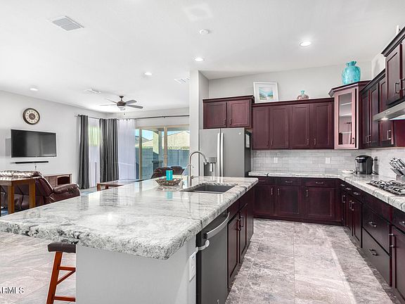 3rd image of 2830 W SHOW LOW Drive