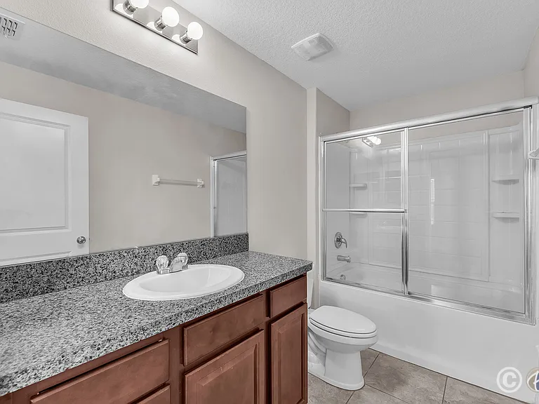 7325 Parkshore Dr — Photo 18