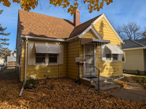 1111 Maryland Ave E, Saint Paul, MN 55106