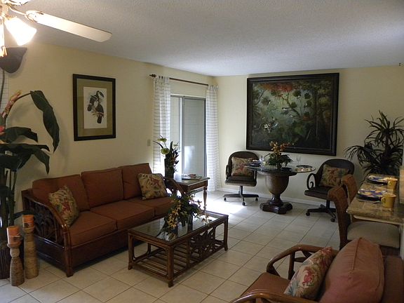 4th image of 110 Cypress Woods Ct APT 3C