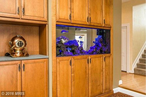 5th image of 4506 Rosemarys Way