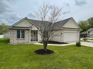 10112 River Rapids Run, Fort Wayne, IN 46845