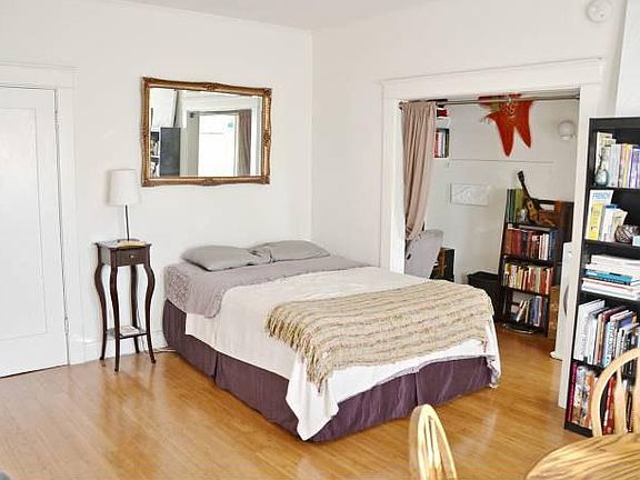 3rd image of 325 W 3rd St #208A