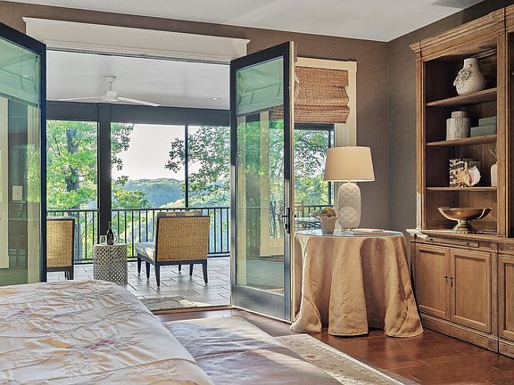 26th image of 415 Summer Breeze Dr
