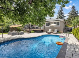 98 Miller Rd, Oakville, ON L6H1J9