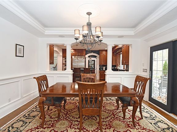 5th image of 15 Park Ln