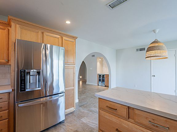 5th image of 2039 S Saguaro Cir