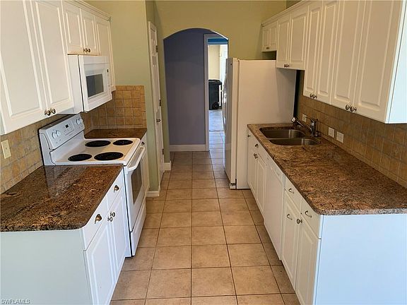 2nd image of 3032 SW 23rd Pl
