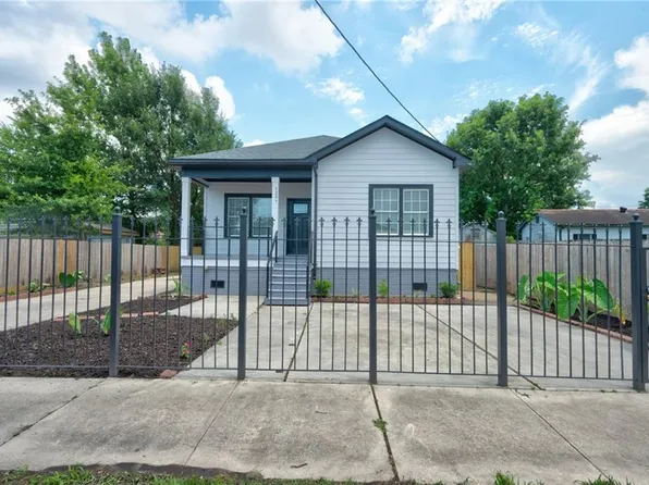 3207 Monroe St, New Orleans, LA 70118