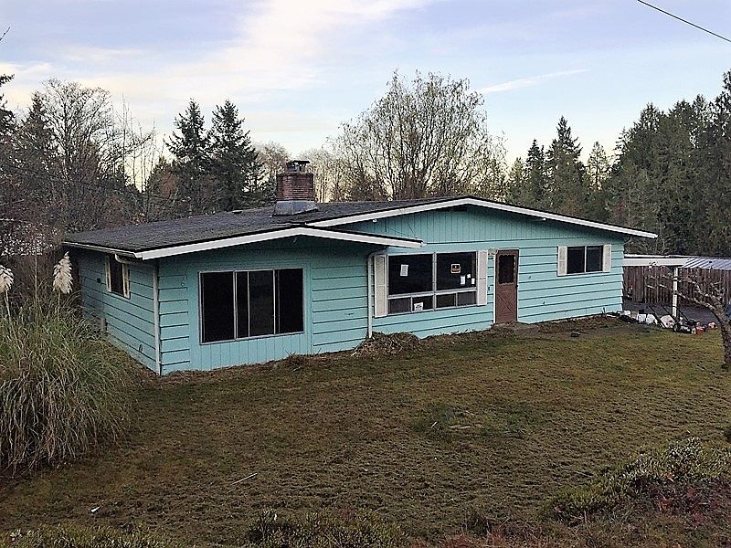 1st image of 3212 NE California St