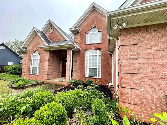 2nd image of 1013 Brownstone Dr
