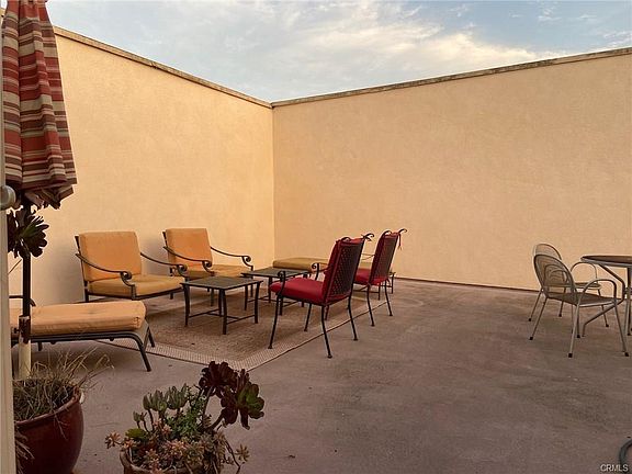 2nd image of 1710 Granville Ave APT 8