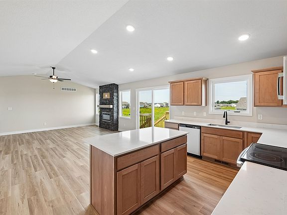 4th image of 408 Colbie Blossom Ln NW