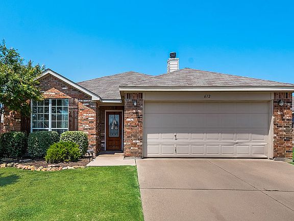 2nd image of 612 Bent Oak Dr