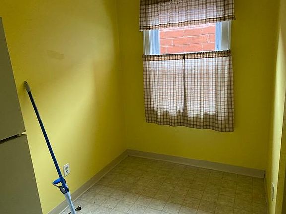 5th image of 2510 Marvin Ave APT 1