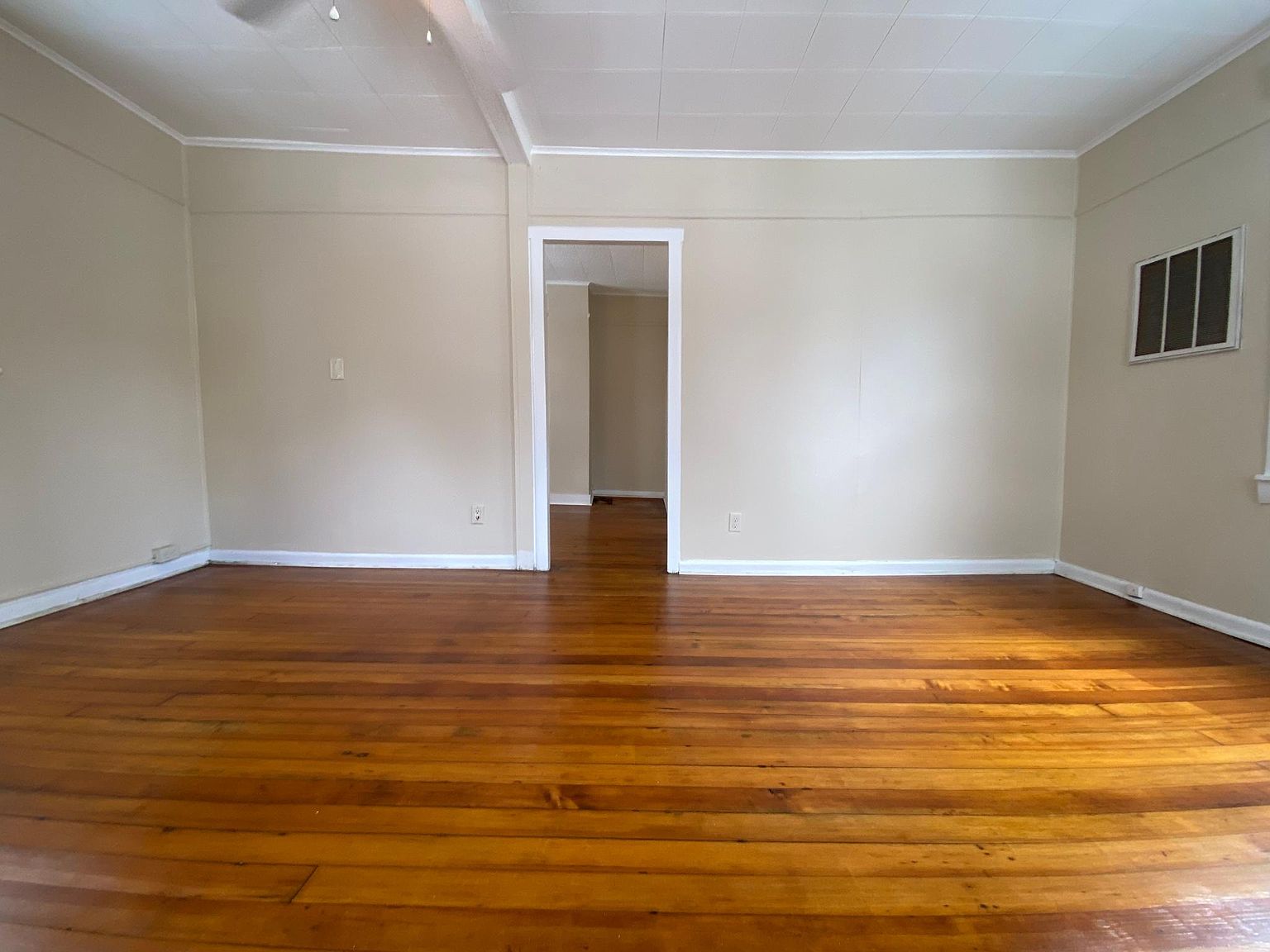 1096 Main St, Walpole, MA 02081 Zillow