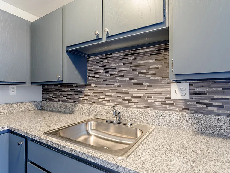 Knight Apartments and Sunlight Townhomes - located in historic downtown Greeley! — Photo 6