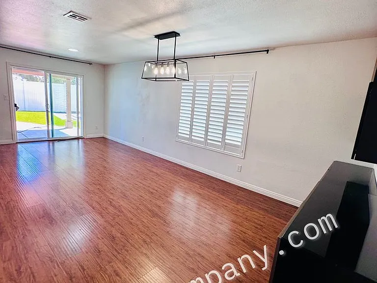 1564 Cavern Point Ct — Photo 34