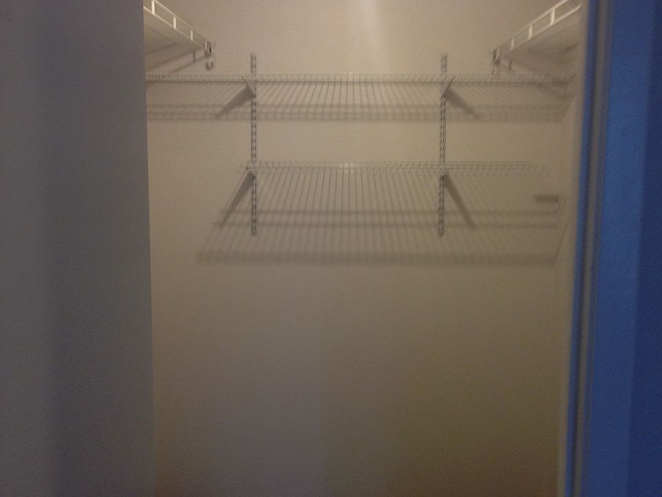 Walk in Closet
