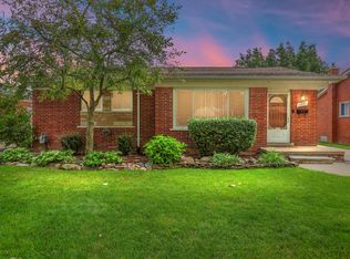 6640 Plainfield St, Dearborn Heights, MI 48127