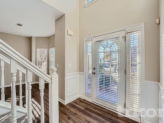 2nd image of 5190 Hopewell Manor Dr