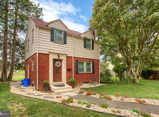 1147 Hudson St, Harrisburg, PA 17104