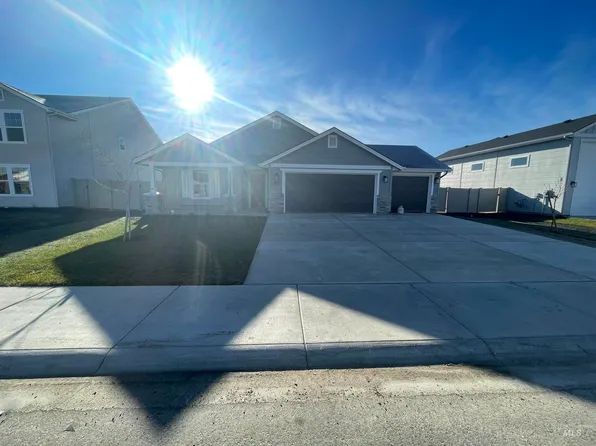 1923 Carlow St, Middleton, ID 83644