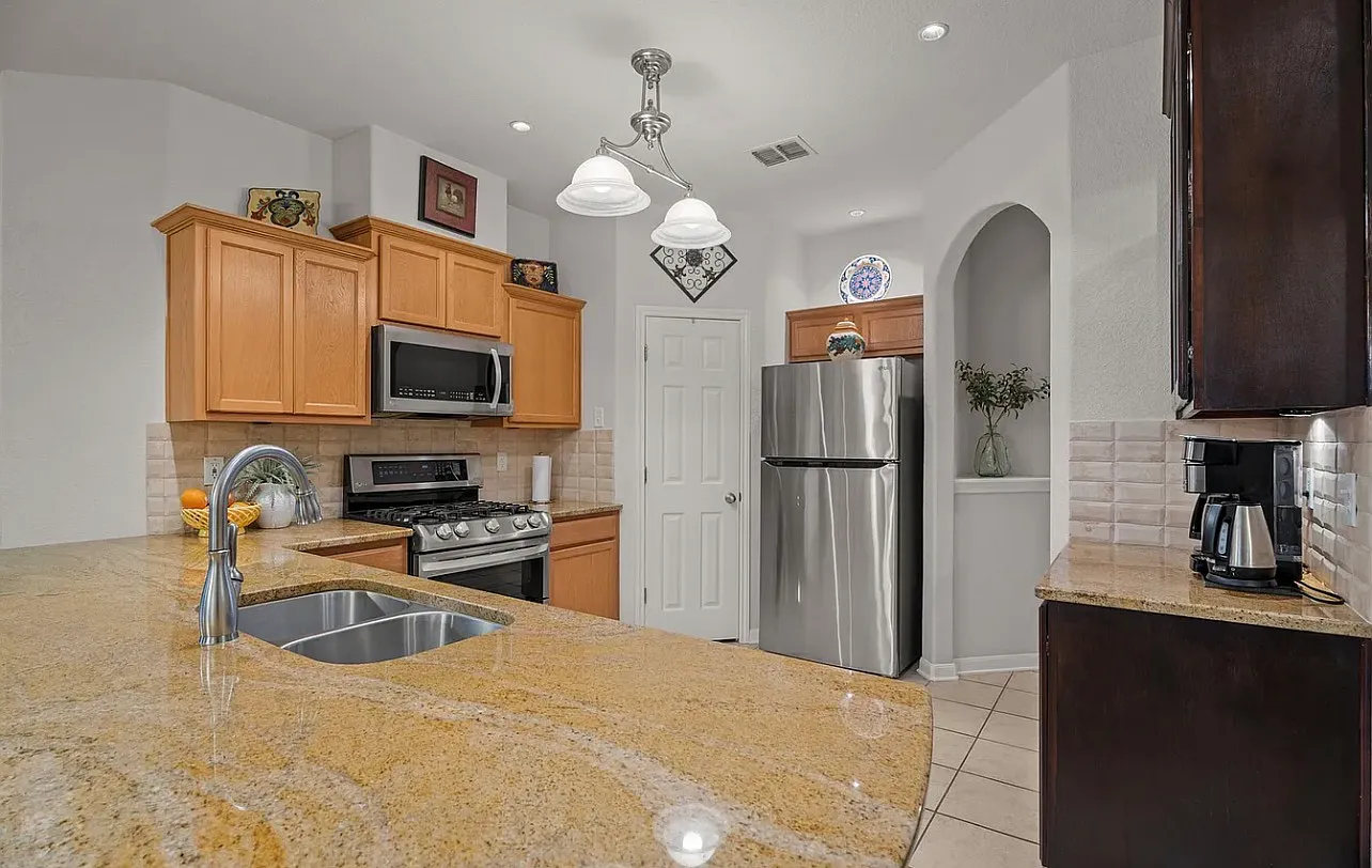 3 bed, 1785 sqft, $1,785 — Photo 4