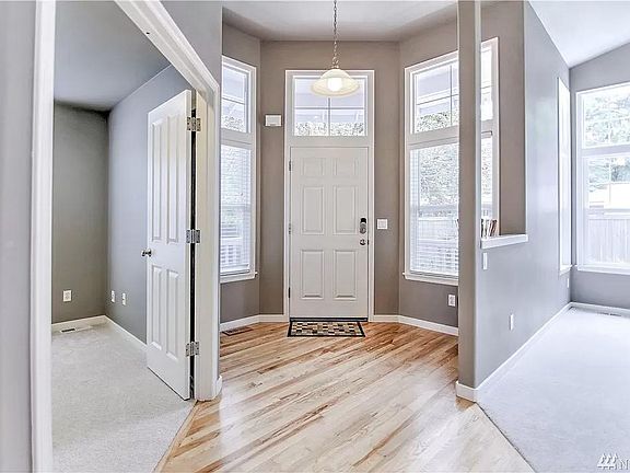 2nd image of 13224 NE 135th Ct