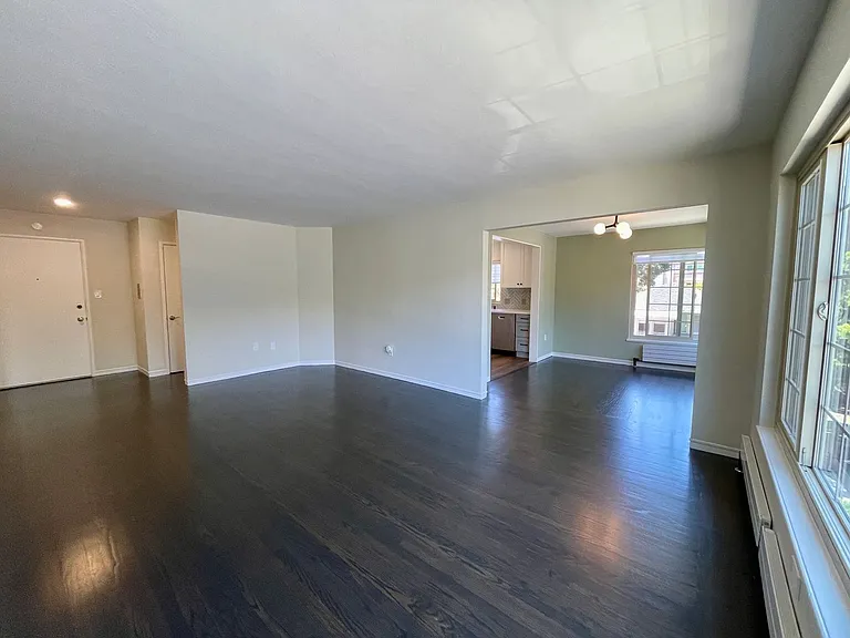 FourOFive Bellevue — Photo 10