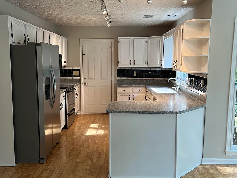 700 Cirrus Ct — Photo 8