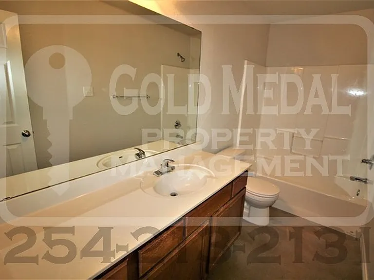 4003 Cambridge Dr — Photo 7