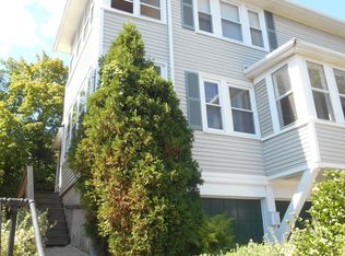 439 Newport Ave #2, Quincy, MA 02170
