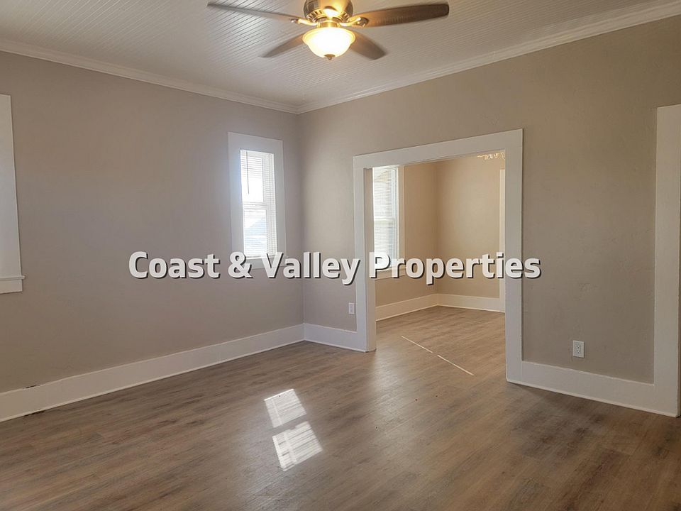 1st image of 402-408 N Vanderhurst Ave #7920af9f3