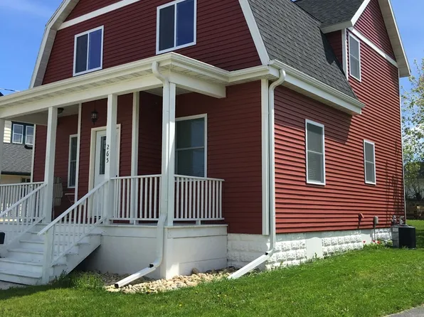 265 W State St, Burlington, WI 53105