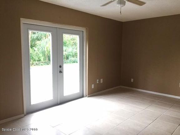 5th image of 1625 Tee Cir