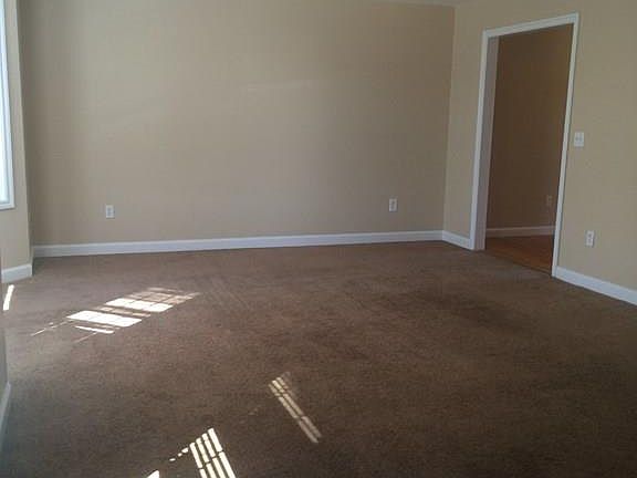 5th image of 39 Grafton St Unit 1