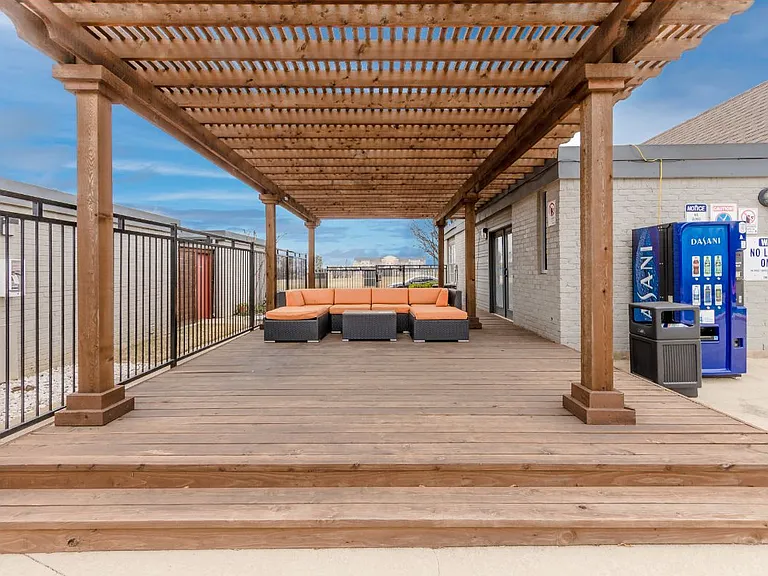 Greenway Patio — Photo 22