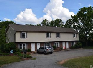 922 12th St NE, Hickory, NC 28601