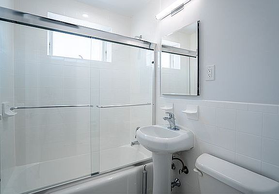 4th image of 20-43 Seagirt Blvd #2F